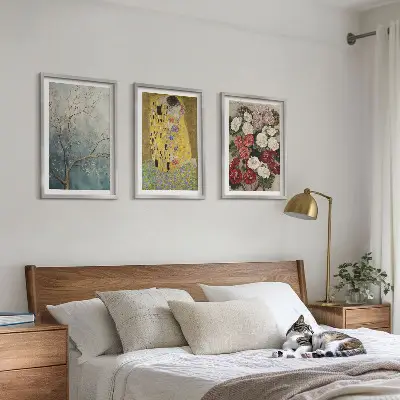Klimto paveikslas „Medžio gėlės“ 3 paveikslų rinkinys su rėmais
