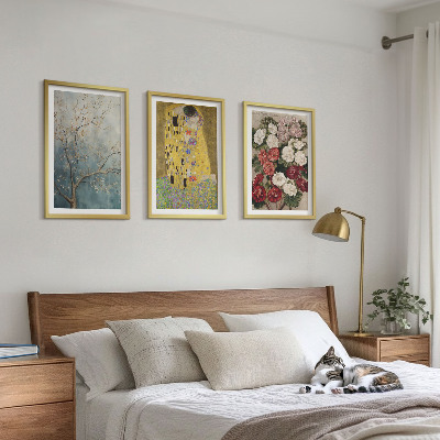 3 paveikslų rinkinys su rėmais Klimto paveikslo „Medžio gėlės“