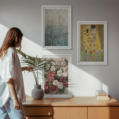 3 paveikslų rinkinys su rėmais Klimto paveikslo „Medžio gėlės“