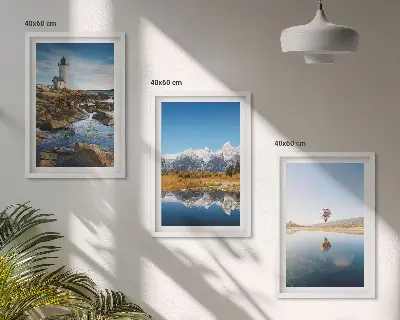 3 paveikslų rinkinys su rėmais gamtos vaizdai su švyturiu kalnais ir oro balionu