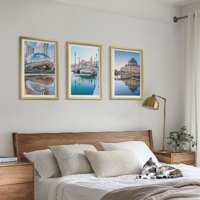 Įrėmintas triptikas Miestų ant vandens architektūra