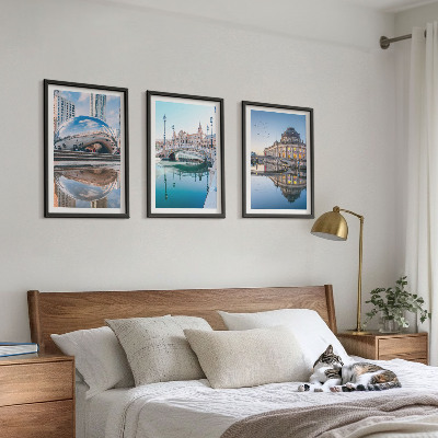 Įrėmintas triptikas Miestų ant vandens architektūra