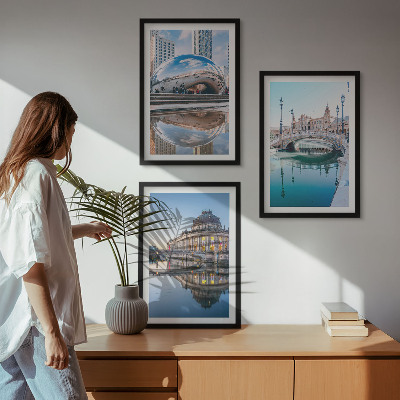 Įrėmintas triptikas Miestų ant vandens architektūra