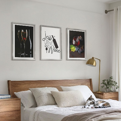 3 paveikslų rinkinys su rėmais Vyno taurės su vynuogėmis ir užrašu