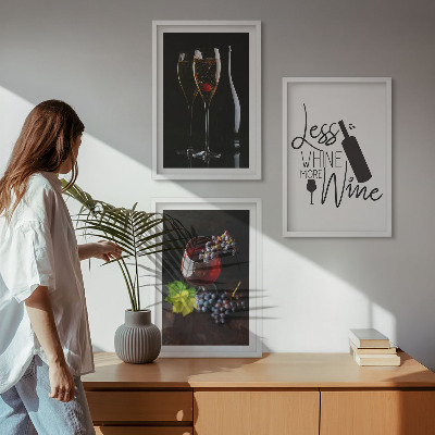 3 paveikslų rinkinys su rėmais Vyno taurės su vynuogėmis ir užrašu