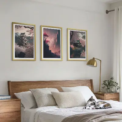 Japonijos kalnų fantazijų peizažų triptikas įrėmintas