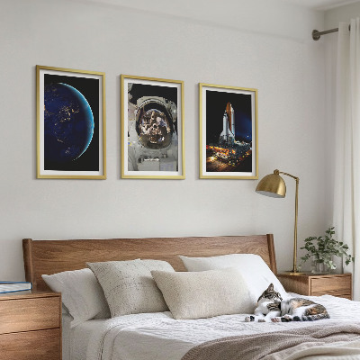 3 paveikslų rinkinys su rėmais Kosmoso Žemės astronautų raketa