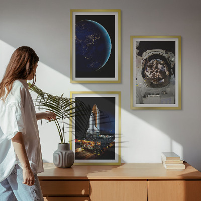 3 paveikslų rinkinys su rėmais Kosmoso Žemės astronautų raketa