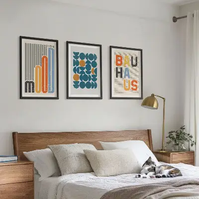 Bauhaus geometriniai raštai 3 paveikslų rinkinys su rėmais