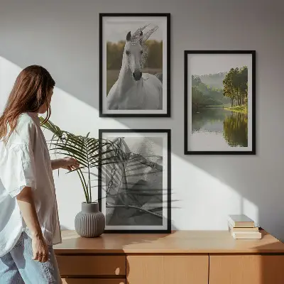 Įrėmintas triptikas Baltųjų arklių upės gamtos vaizdas