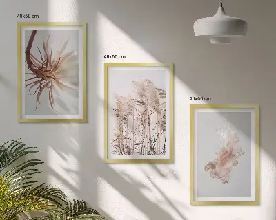 Žolės ir gėlių paveikslų rinkinys šviesaus fono su rėmais