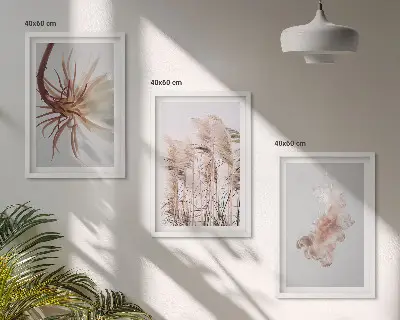 Žolės ir gėlių paveikslų rinkinys šviesaus fono su rėmais