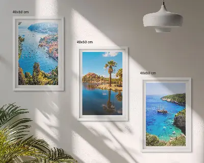 Pajūrio palmės ir mėlynas vanduo 3 paveikslų rinkinys su rėmais