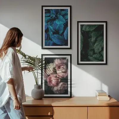 3 paveikslų rinkinys su rėmais lapai ir žiedai įvairių spalvų