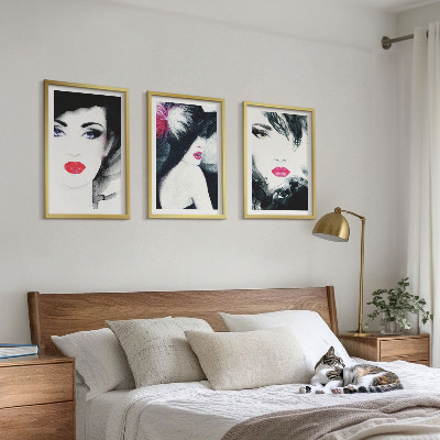 3 paveikslų rinkinys su rėmais Moterų su lūpomis portretai