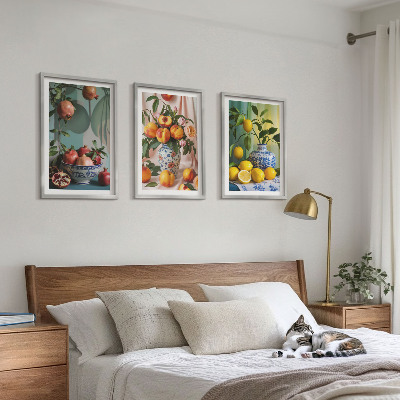 3 paveikslų rinkinys su rėmais Granatai, persikai, citrinos