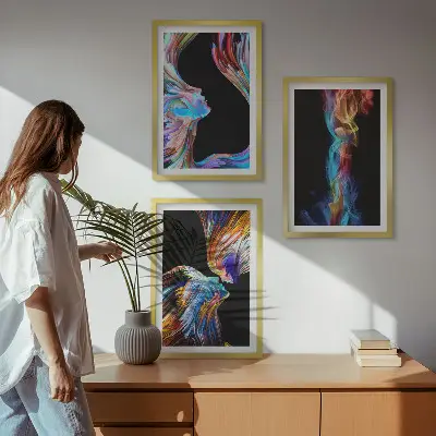 Spalvingi abstraktūs veidai 3 paveikslų rinkinys su rėmais
