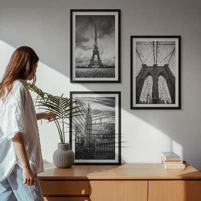 Įrėmintas triptikas Monochromatiniai tilto bokštai