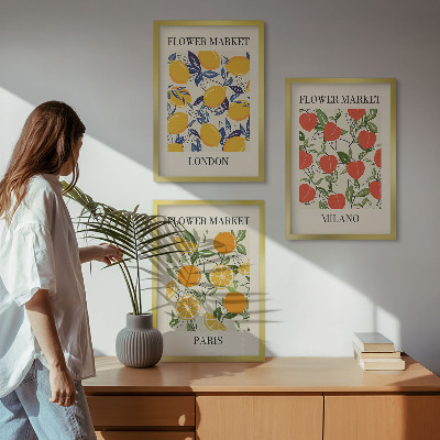 3 paveikslų rinkinys su rėmais Gėlių plakatai miestuose