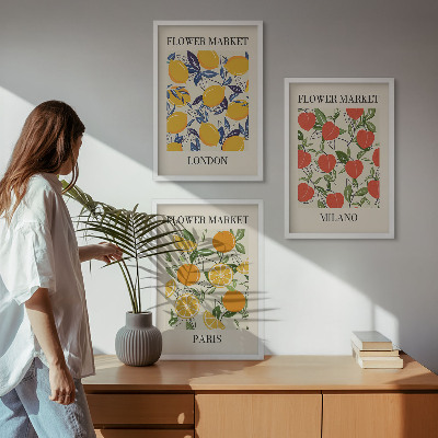 3 paveikslų rinkinys su rėmais Gėlių plakatai miestuose