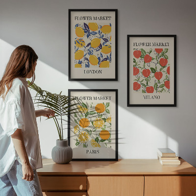 3 paveikslų rinkinys su rėmais Gėlių plakatai miestuose
