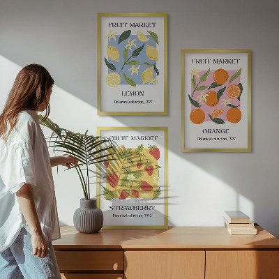 Įrėmintas triptikas Vaisių plakatai su citrinomis ir braškėmis