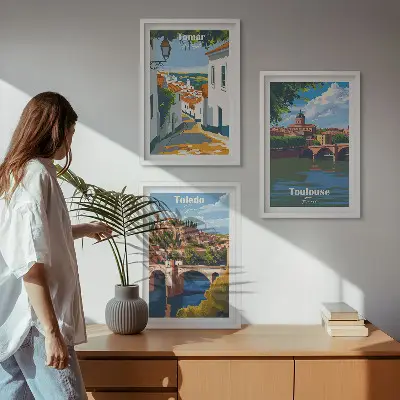 Retro miesto grafika trijų paveikslų rinkinys su rėmais