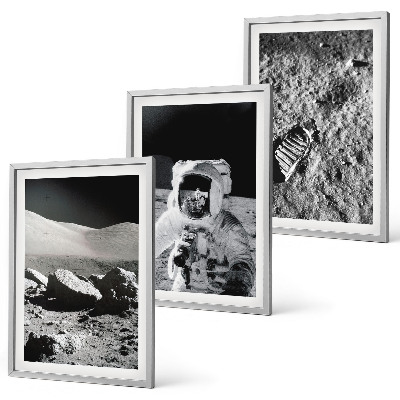 3 paveikslų rinkinys su rėmais NASA nufotografavo Mėnulio astronautą