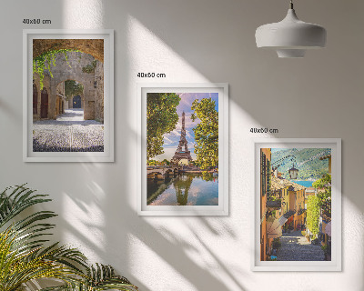 3 paveikslų rinkinys su rėmais Eifelio gatvių architektūra