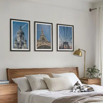 3 paveikslų rinkinys su rėmais su vaizdais iš įvairių pasaulio miestų