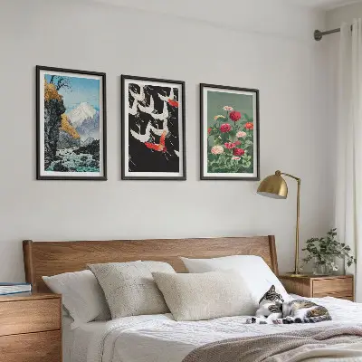 3 paveikslų rinkinys su rėmais kalnai su kriokliu, paukščiais ir gėlėmis