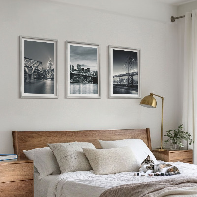 Įrėmintas triptikas Tiltai, miesto architektūra, pilka