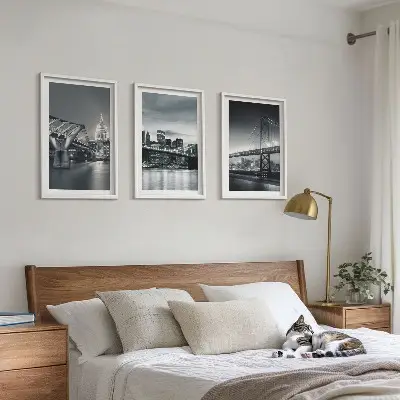 Įrėmintas triptikas tiltai ir miesto architektūra pilkos spalvos