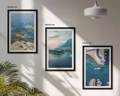 Įrėmintas triptikas jūros vaizdai, uolos ir uostai