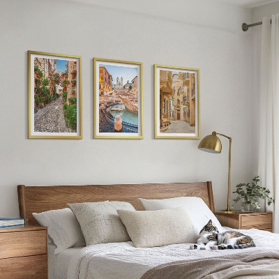 3 paveikslų rinkinys su rėmais Žavingos fontano gatvelės