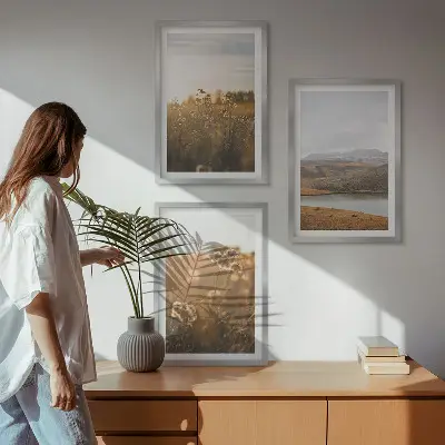 3 paveikslų rinkinys su rėmais peizažai su pievomis, kalnais ir ežeru