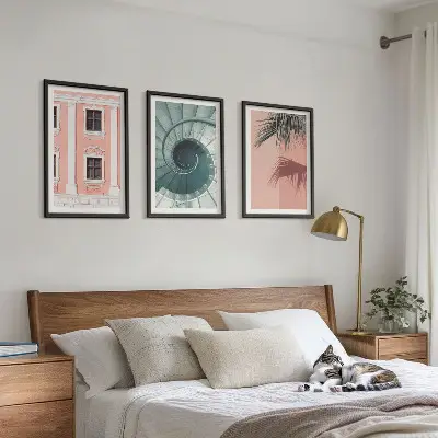 Pastelinė spiralinė architektūra trijų paveikslų rinkinys su rėmais