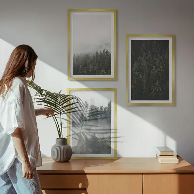 3 paveikslų rinkinys su rėmais žali miškai ir rūkas gamtos tematika