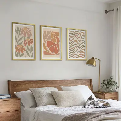 Pastelinės abstrakčios gėlės 3 paveikslų rinkinys su rėmais
