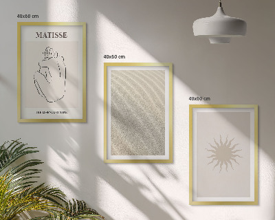 Įrėmintas triptikas Minimalistinės smėlio linijos saulėje