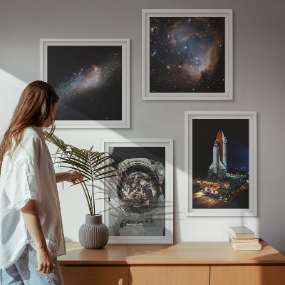 4 paveikslų rinkinys su rėmais Astronautai nusileidžia Mėnulyje