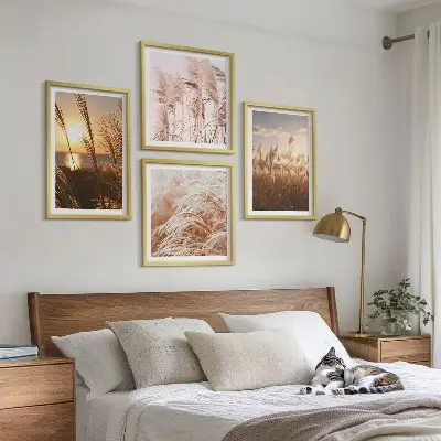 Paveikslų kompozicija ant sienos boho stiliaus žolės lauko saulėlydyje