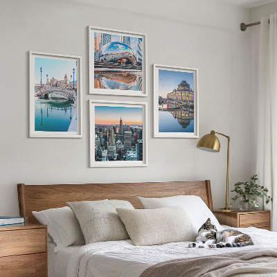 4 paveikslų rinkinys su rėmais Miestų ant vandens architektūra