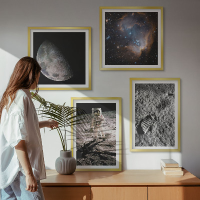 Daugiadalis paveikslas su rėmu Astronauto Mėnulio pėdsako nuotrauka