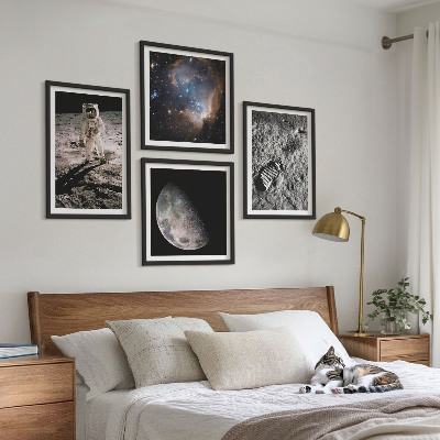 Daugiadalis paveikslas su rėmu Astronauto Mėnulio pėdsako nuotrauka