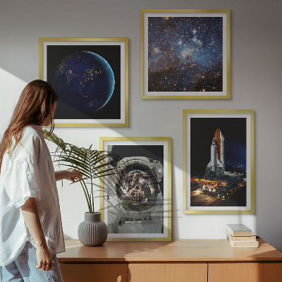 4 paveikslų rinkinys su rėmais Kosmoso Žemės astronautų raketa