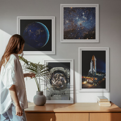4 paveikslų rinkinys su rėmais Kosmoso Žemės astronautų raketa