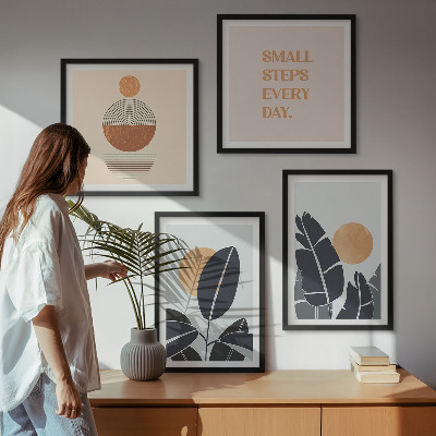 4 paveikslų rinkinys su rėmais Augalų raštai su didelėmis minimalistinėmis saulėmis