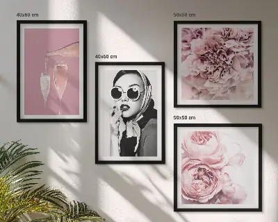 4 paveikslų rinkinys su rėmais gėlės su bijūnais ir rožėmis elegantiškame stiliuje