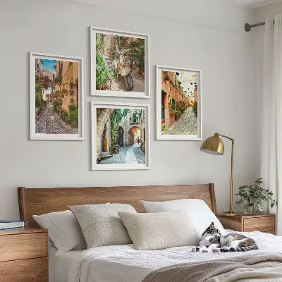 Žavingos Italijos gatvės ir gėlės 4 paveikslų rinkinys su rėmais